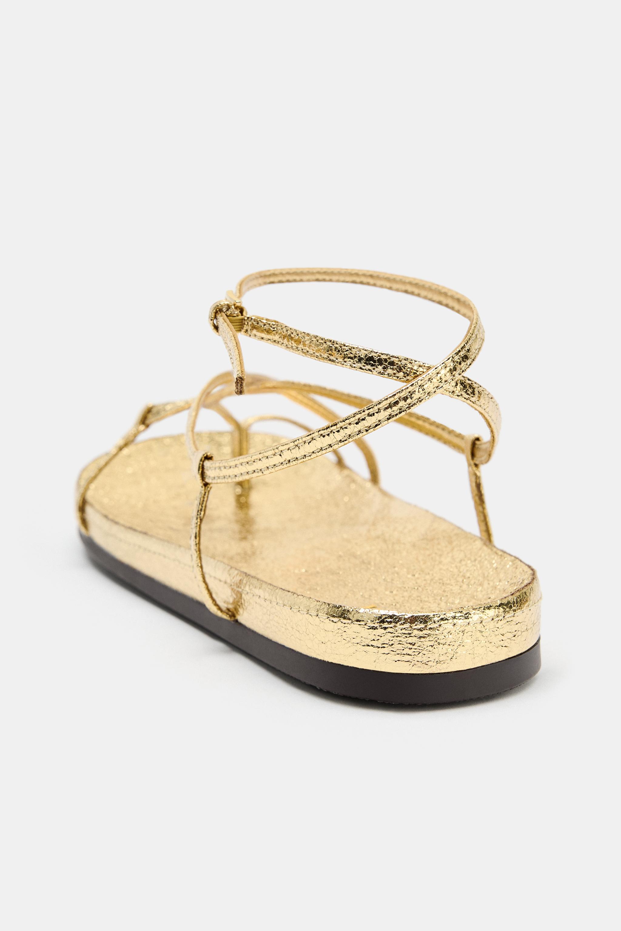 METALLIC EFFECT FLAT SANDALS